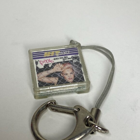 Tiger Electronics Hit Clips Pink Don’t Let Me Get Me TESTED WORKS - Picture 3 of 3